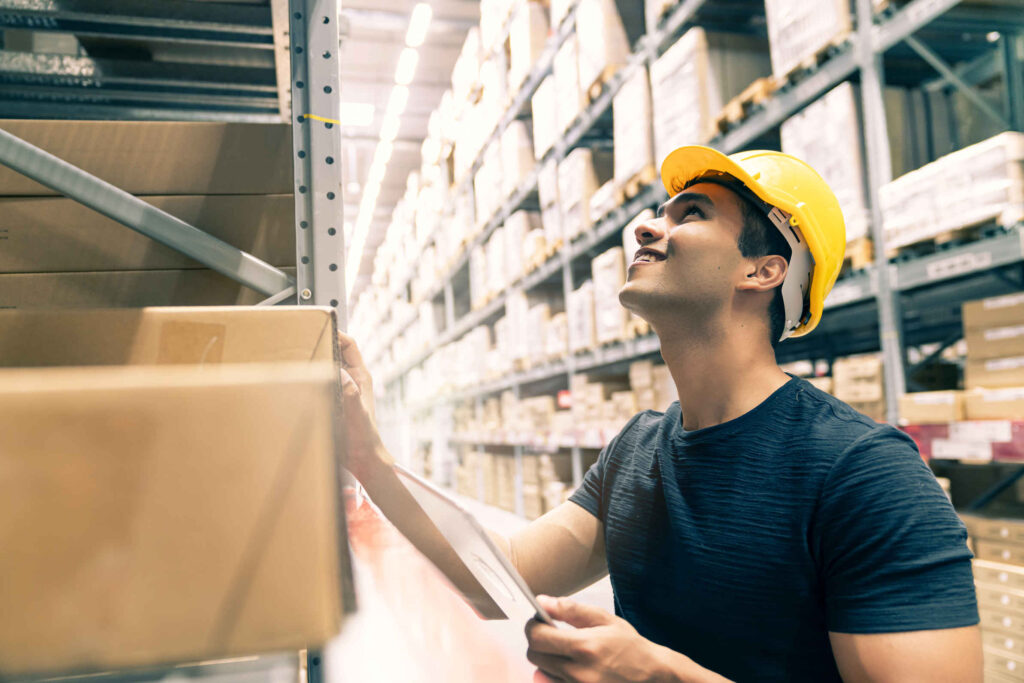 what is warehousing in supply chain management